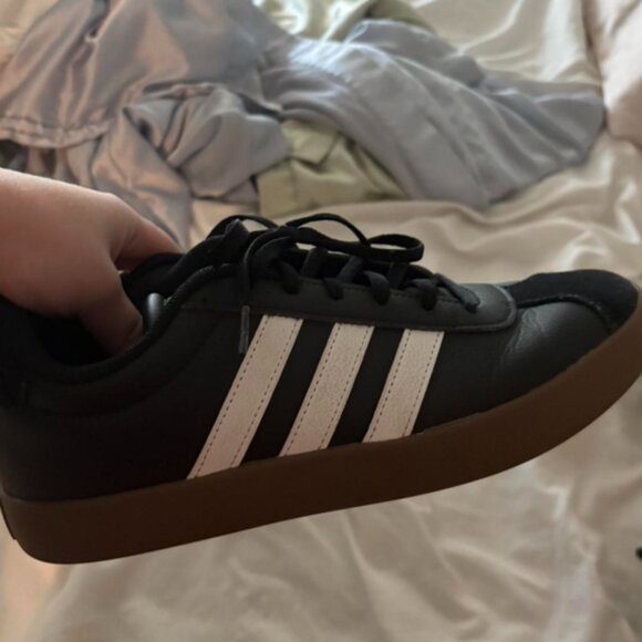 Adidas VL court black and white Mens Size 6 - Picture 2 of 4